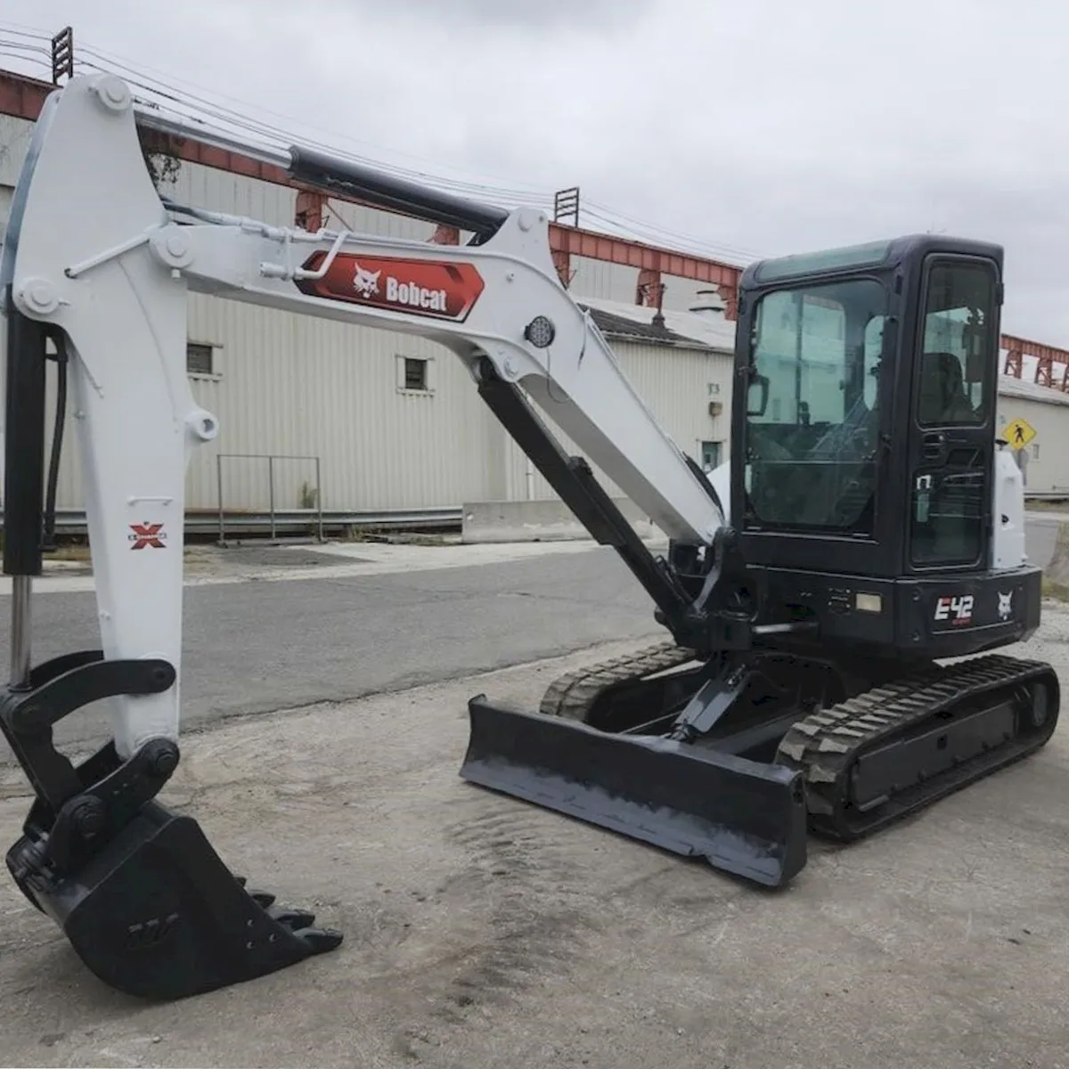 2014 Bobcat E42