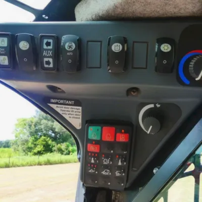 2021 Deere 331G thumbnail