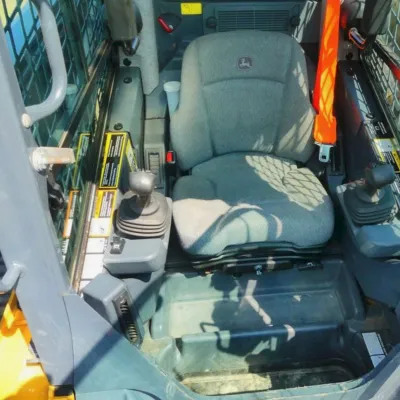 2021 Deere 331G thumbnail