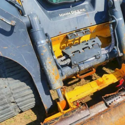 2021 Deere 331G thumbnail