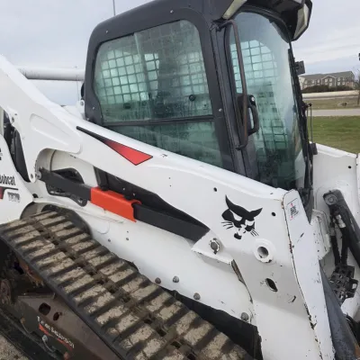 2019 Bobcat T870 thumbnail