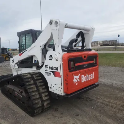 2019 Bobcat T870 thumbnail