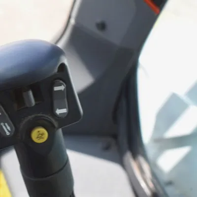 2020 Bobcat S76 thumbnail