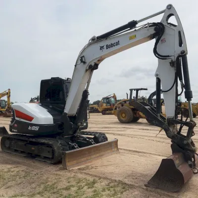2021 Bobcat E85 thumbnail