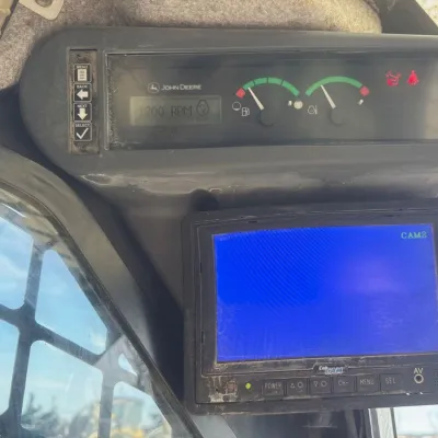 2022 Deere 325G thumbnail