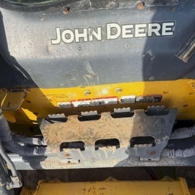 2022 Deere 325G thumbnail