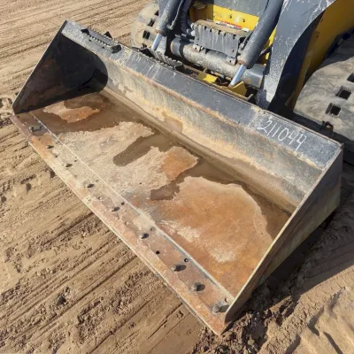 2022 Deere 325G thumbnail