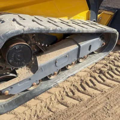 2022 Deere 325G thumbnail