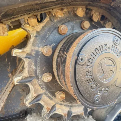 2022 Deere 325G thumbnail