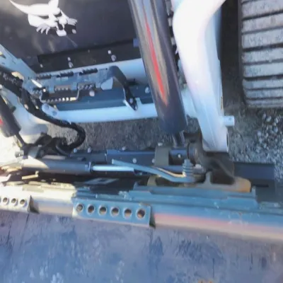 2023 Bobcat T66 thumbnail