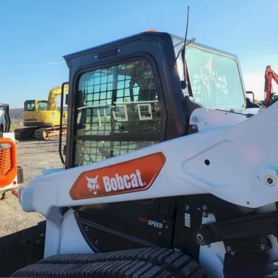 2023 Bobcat T66 thumbnail