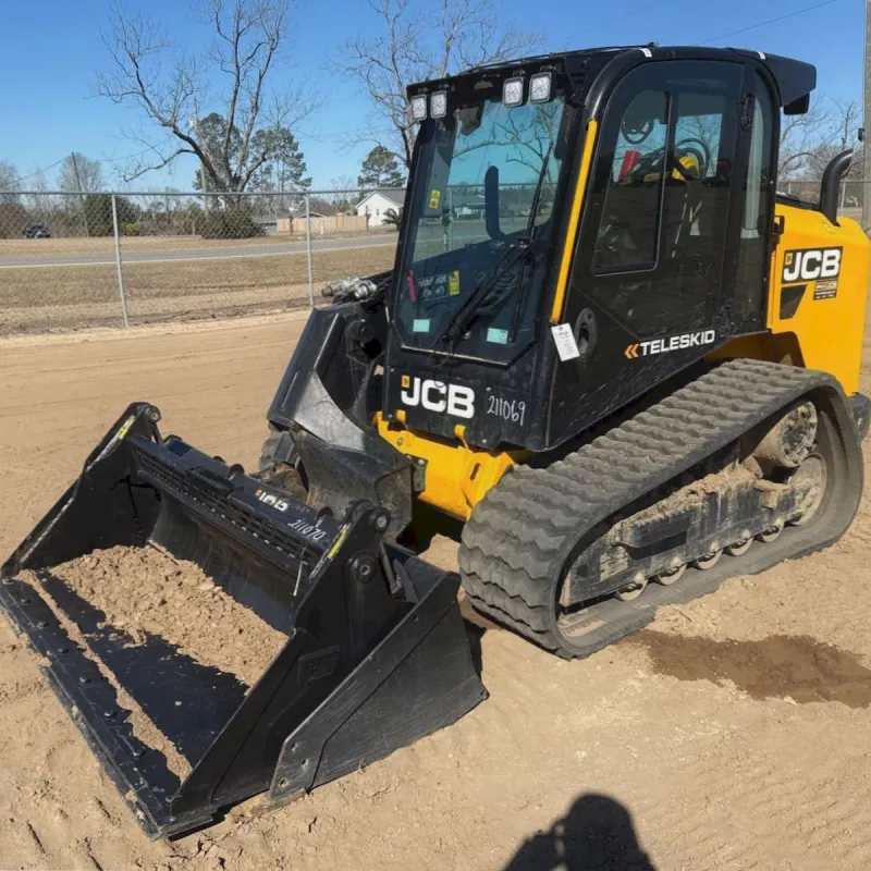2024 JCB 3TS-8T