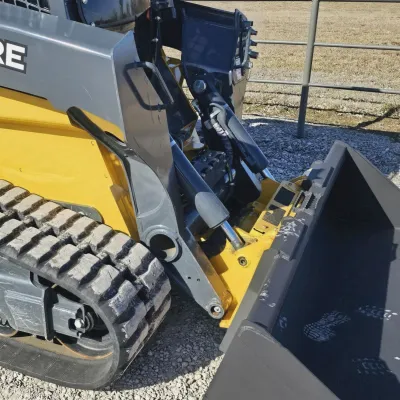 2024 Deere 333G thumbnail