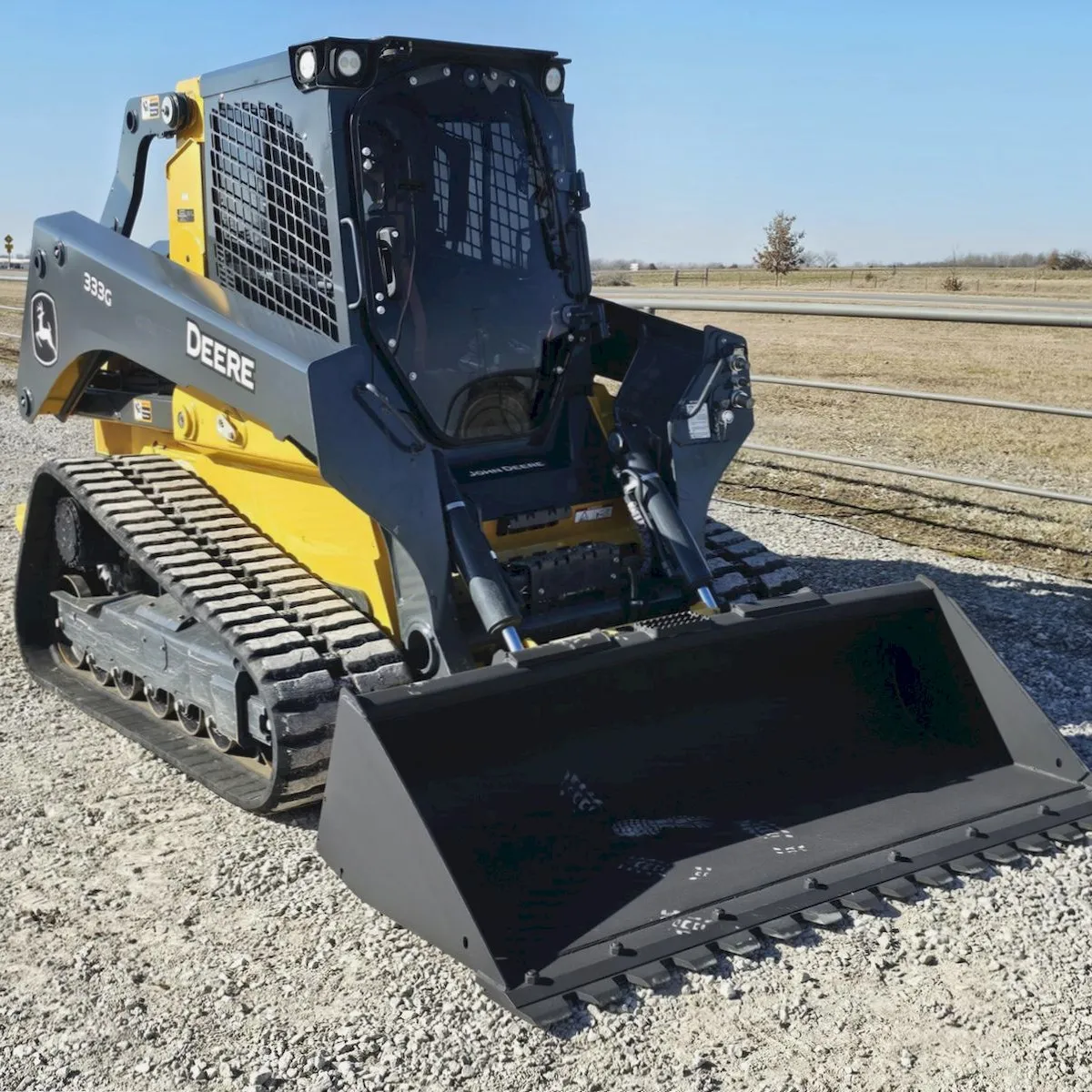 2024 Deere 333G
