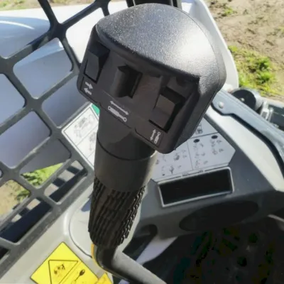 2025 Bobcat T650 thumbnail
