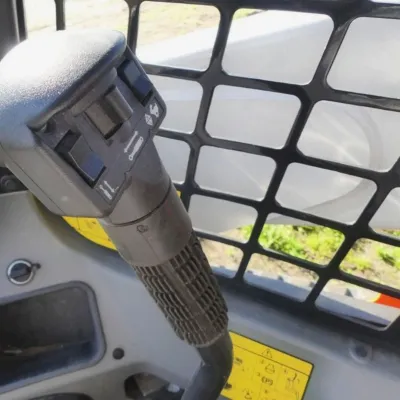 2025 Bobcat T650 thumbnail