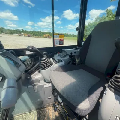 2023 Deere 35G thumbnail