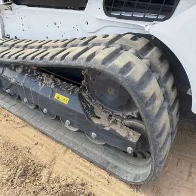 2024 Bobcat T740 thumbnail