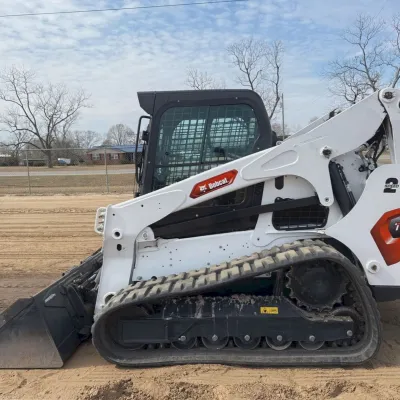 2024 Bobcat T740 thumbnail