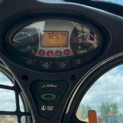 2021 Bobcat T770 thumbnail