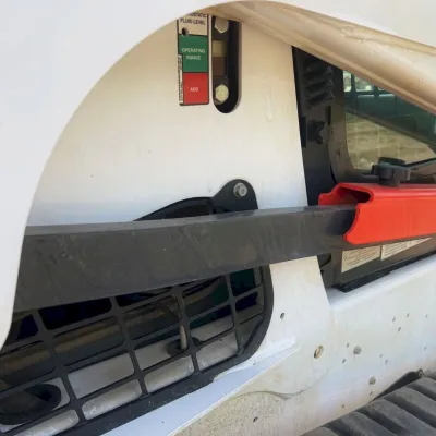 2021 Bobcat T770 thumbnail