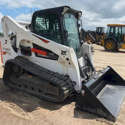 2021 Bobcat T770 thumbnail