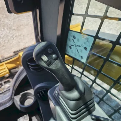 2023 Caterpillar 299D3 thumbnail