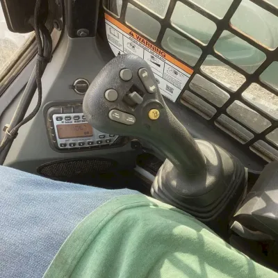 2019 Bobcat T595 thumbnail