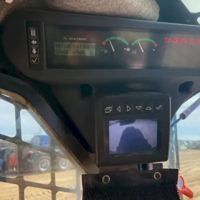 2019 Deere 325G thumbnail