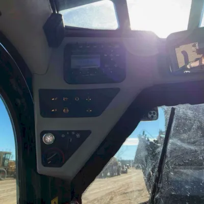 2022 JCB 3TS-8T thumbnail