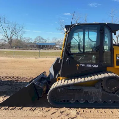 2022 JCB 3TS-8T thumbnail
