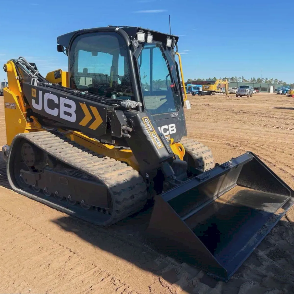 2022 JCB 3TS-8T