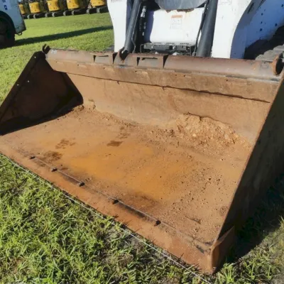 2023 Bobcat T740 thumbnail
