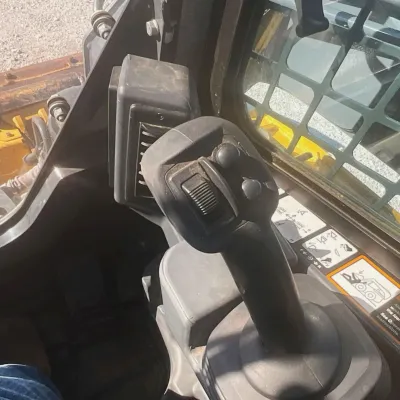 2023 Deere 333G thumbnail