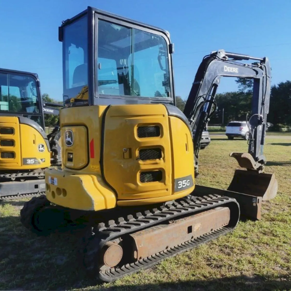 2022 Deere 35G
