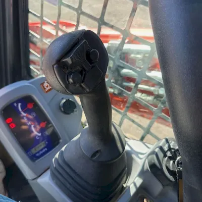 2021 Kubota SVL65-2 thumbnail