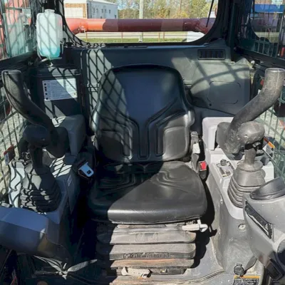 2021 Kubota SVL65-2 thumbnail