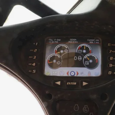 2021 Bobcat T740 thumbnail