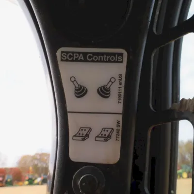 2021 Bobcat T740 thumbnail