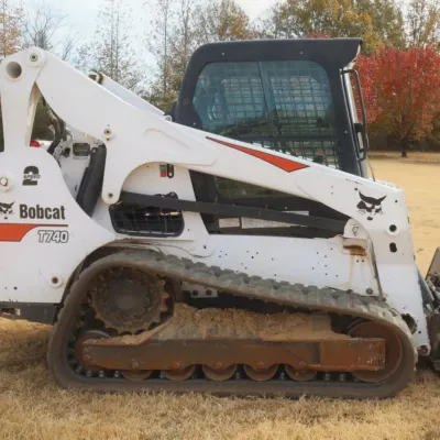 2021 Bobcat T740 thumbnail