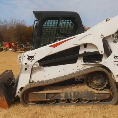 2021 Bobcat T740 thumbnail