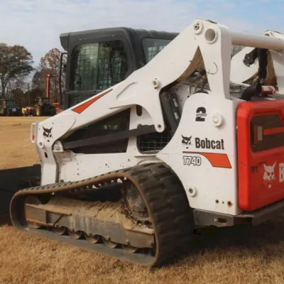 2021 Bobcat T740 thumbnail