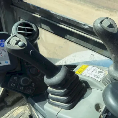 2022 Bobcat E60R2 thumbnail