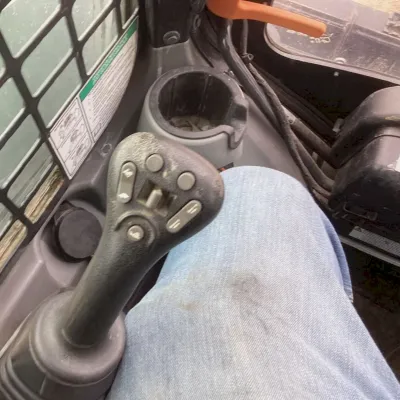 2020 Bobcat T870 thumbnail