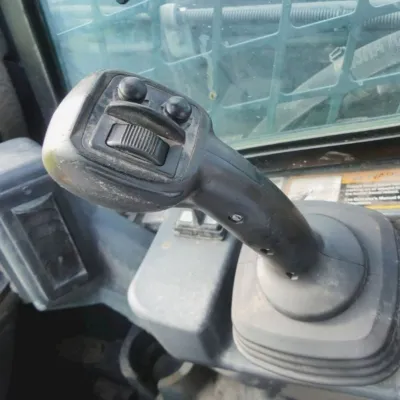 2022 Deere 325G thumbnail