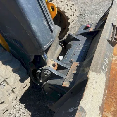 2021 JCB 3TS-8T thumbnail