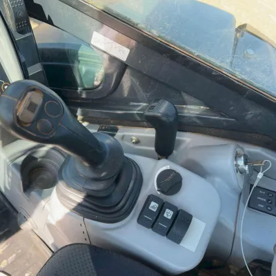 2018 Deere 35G thumbnail