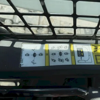 2021 Bobcat T66 thumbnail