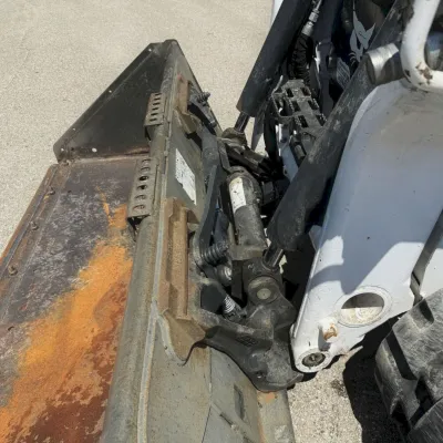 2021 Bobcat T66 thumbnail