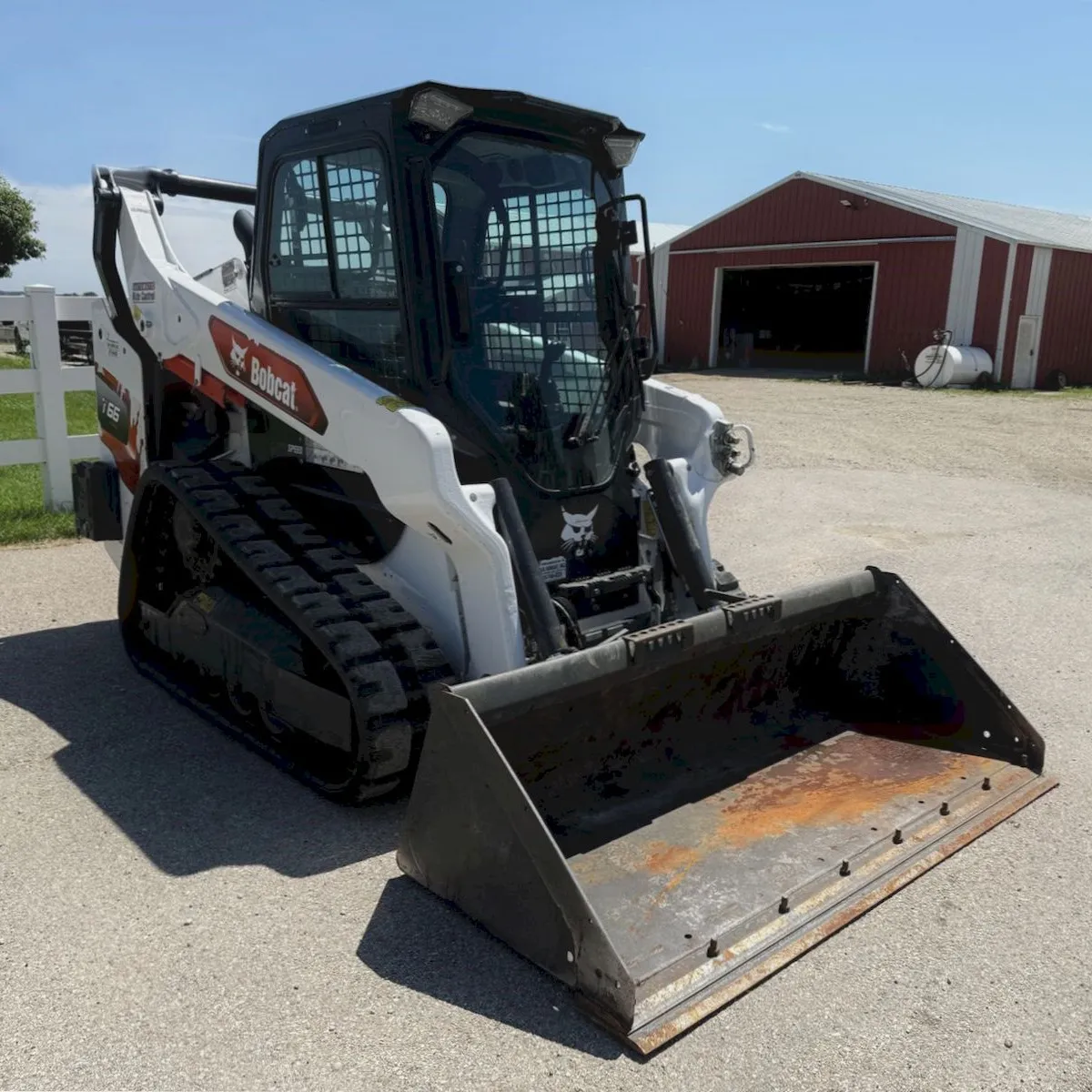 2021 Bobcat T66